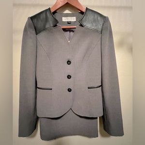Tahari 2 piece suit